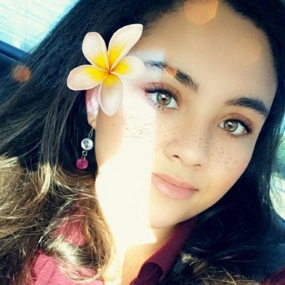 Meet your Posher, Cheryl - Picture 1 of 1